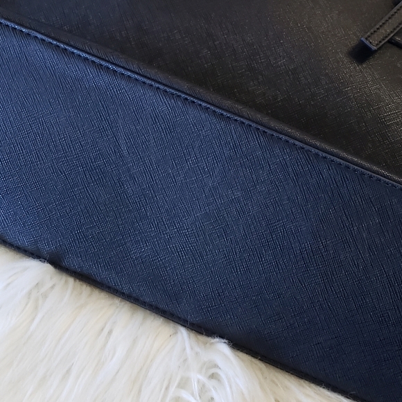 Michael Kors Jet Set Saffiano Black Leather Tote - Picture 8 of 8